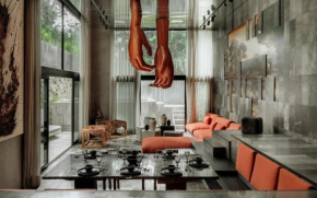 Barneys NY Orange Residence with pool